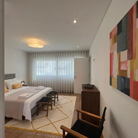 Mar-a-vista Apartment *